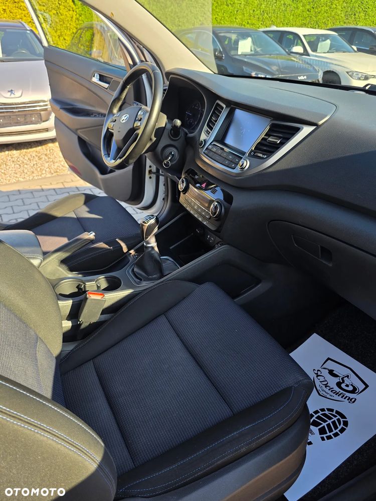 Hyundai Tucson 1.7 CRDI BlueDrive Comfort 2WD - 13