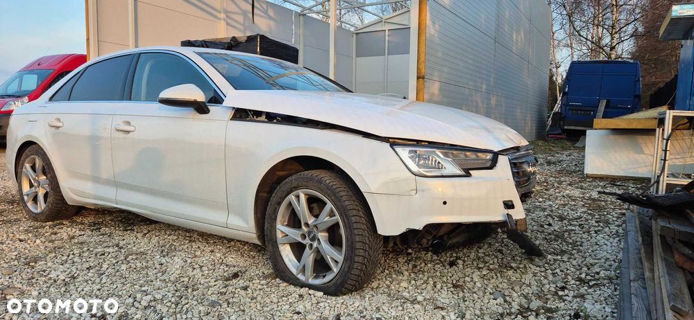 Audi A4 Limousine - 3