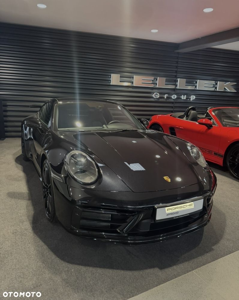 Porsche 911 Carrera S - 6