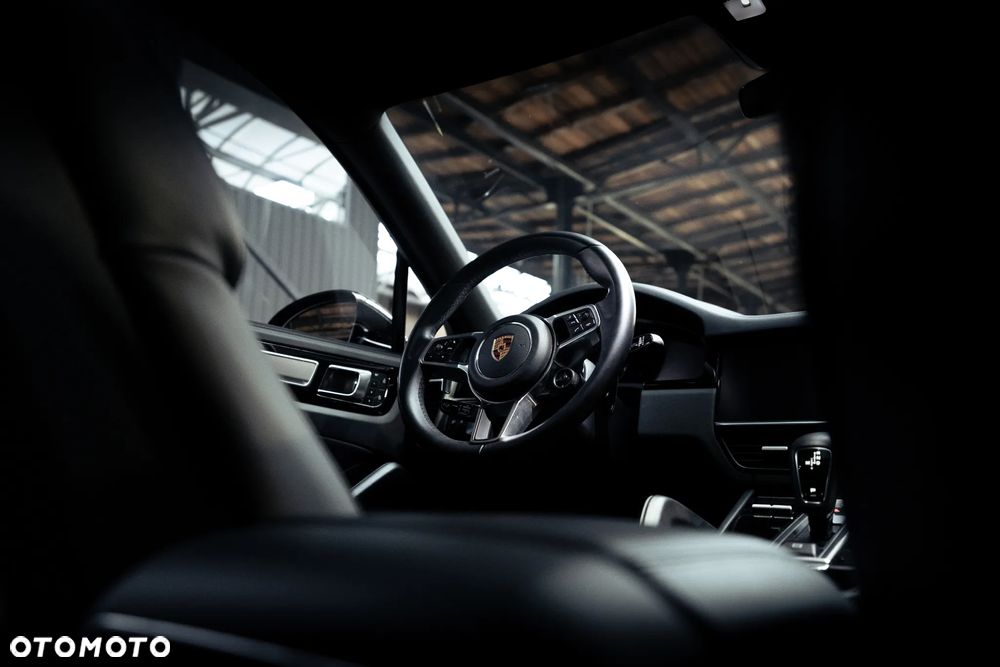 Porsche Cayenne S - 16