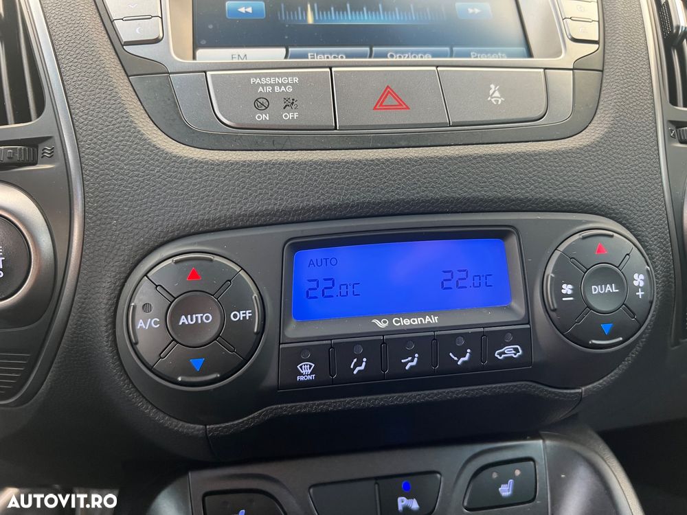 Hyundai ix35 2.0 CRDI 4WD Automatik Fifa World Cup Gold Edition - 14