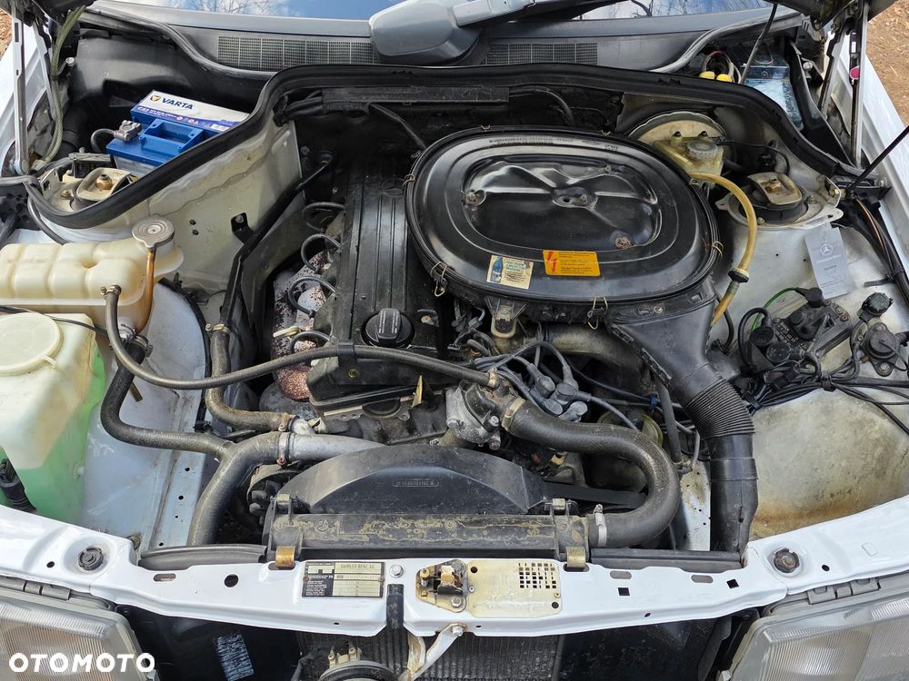 Mercedes-Benz W201 (190) - 37