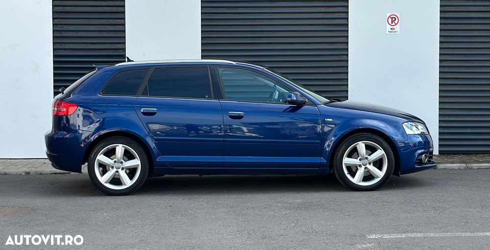 Audi A3 1.6 TDI Sportback DPF S line Sportpaket - 9