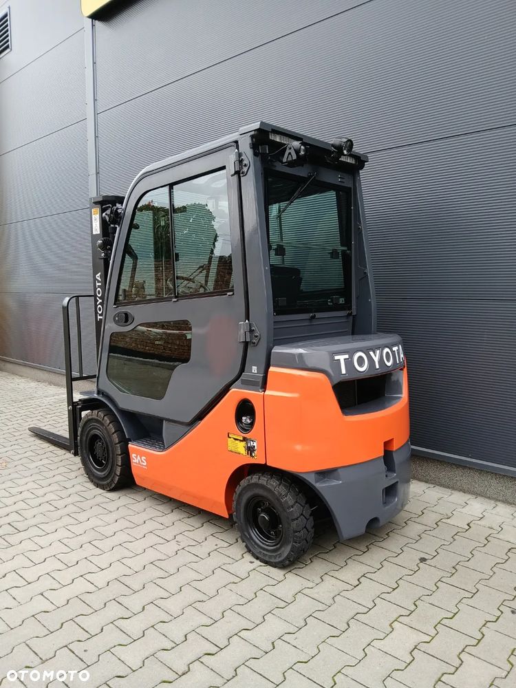 Toyota 42-8FDF15 - 5