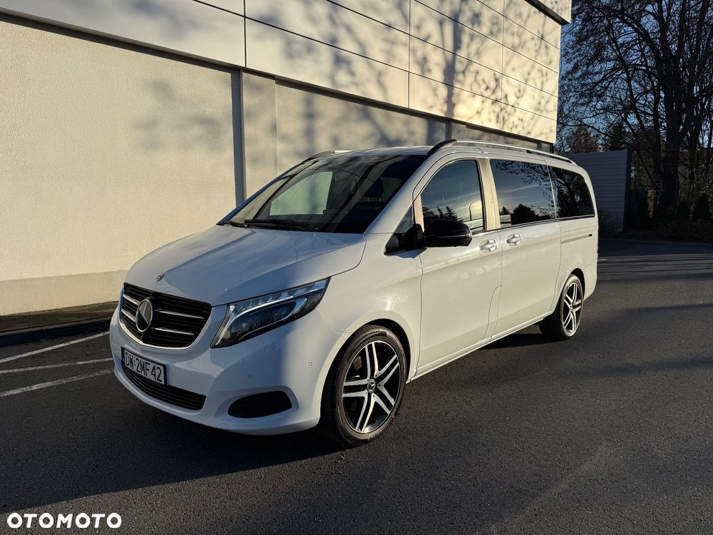 Mercedes-Benz Klasa V - 2