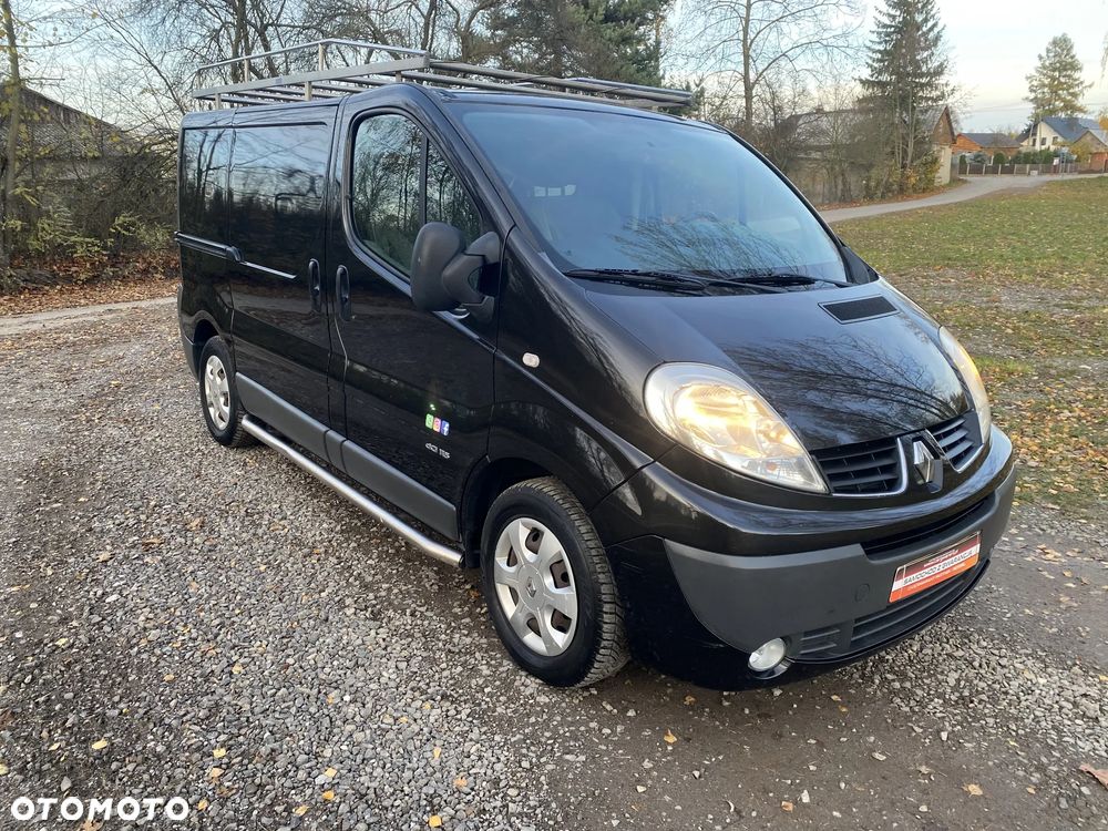 Renault TRAFIC - 1