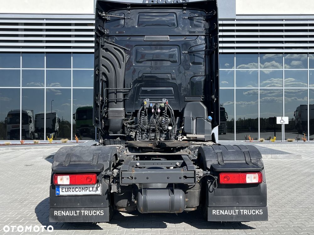 Renault T480 - 10