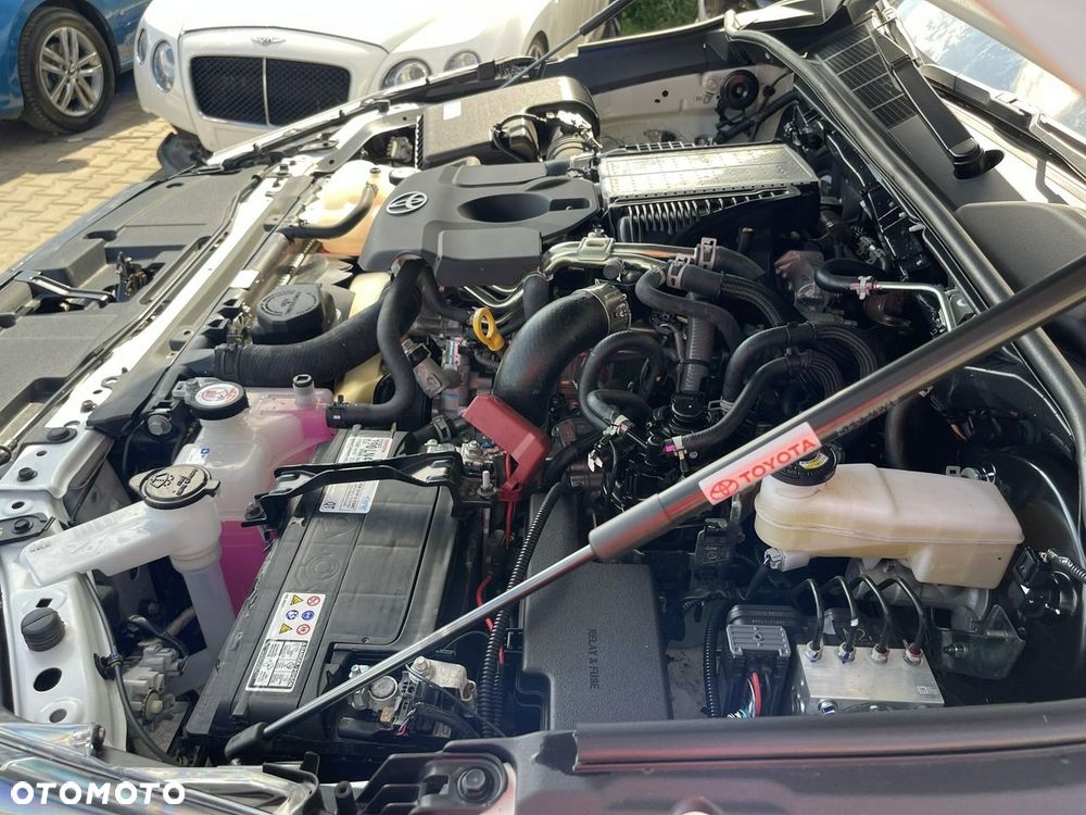 Toyota Hilux 4x4 Double Cab Autm GR Sport - 18
