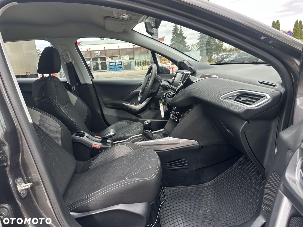 Peugeot 2008 1.2 Pure Tech Active - 13