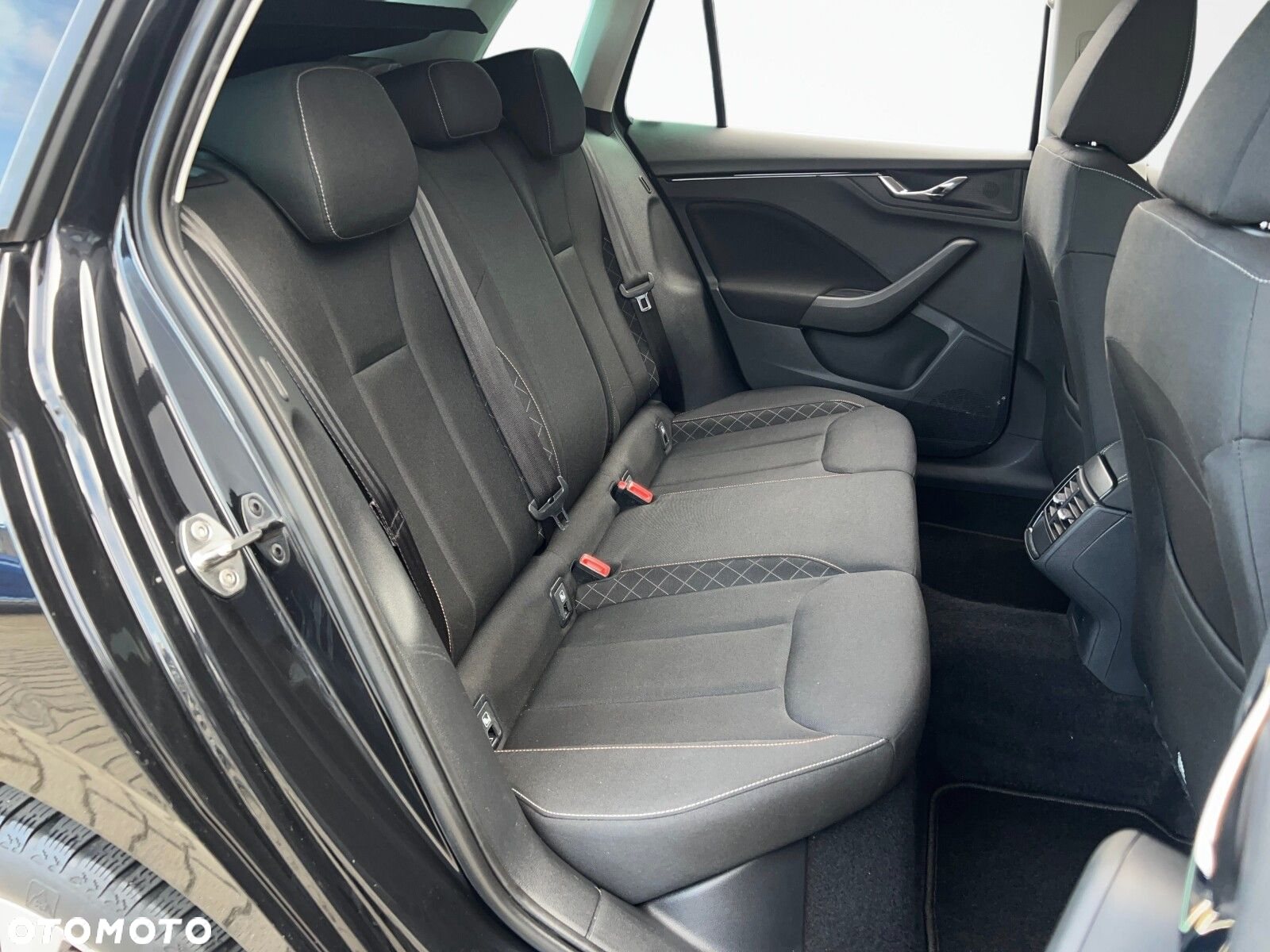 Skoda Kamiq 1.0 TSI Ambition - 14