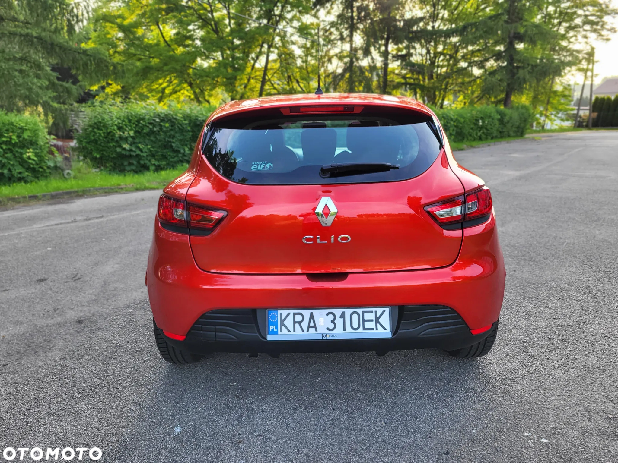 Renault Clio 1.2 16V 75 Experience - 10