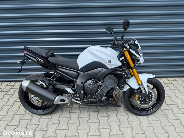 Yamaha FZ8
