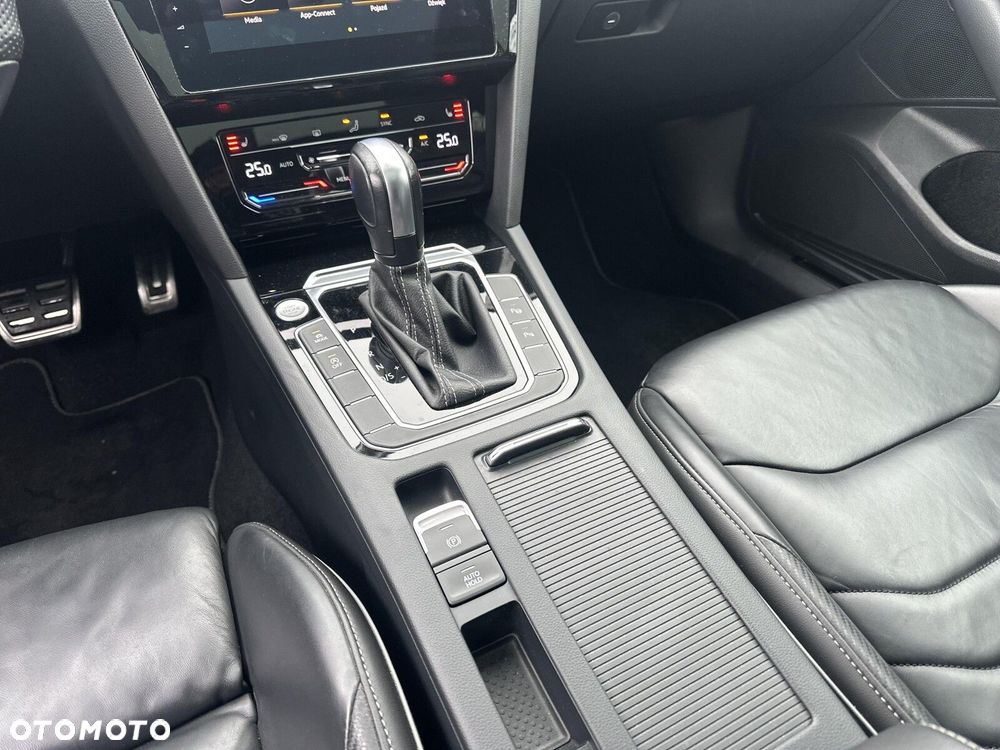 Volkswagen Arteon 2.0 TDI 4Motion R-Line DSG - 26