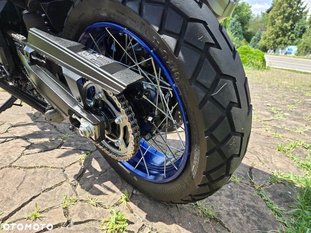 Suzuki V-STROM - 9