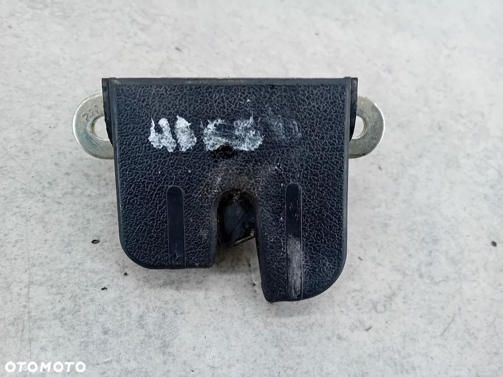 ZAMEK KLAPY VW TOURAN I 1T0827505D - 1