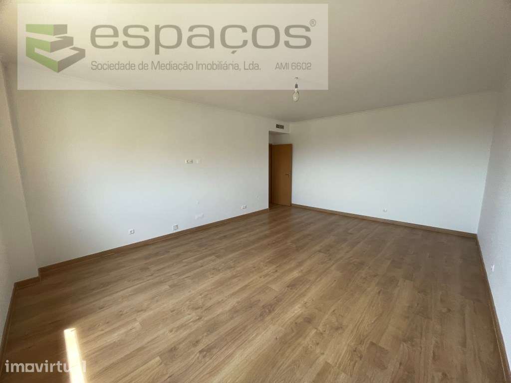 T3 na Qta da Parreirinha, Bobadela - Grande imagem: 4/22
