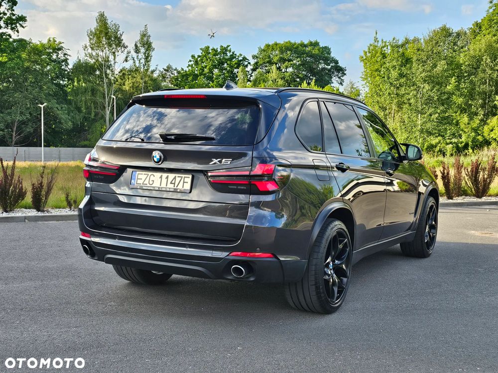 BMW X5 xDrive35i Sport-Aut - 8
