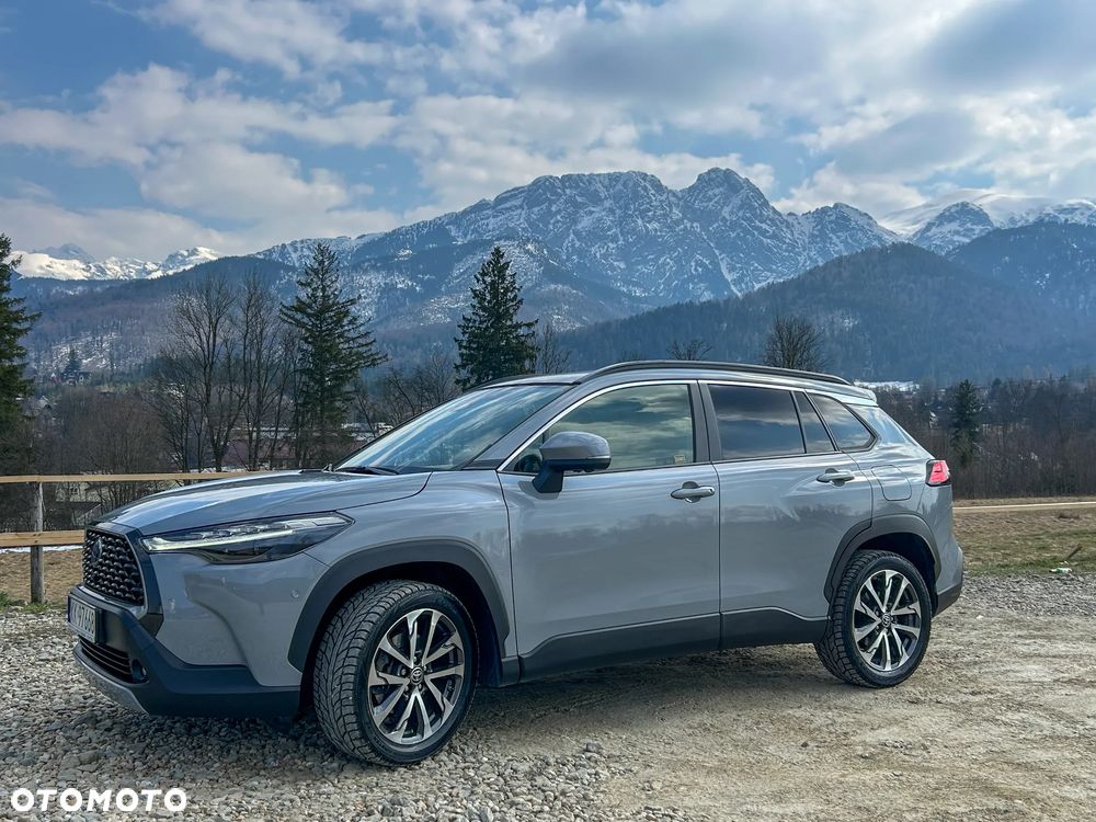 Toyota Corolla Cross 2.0 Hybrid Premiere Edition AWD - 16