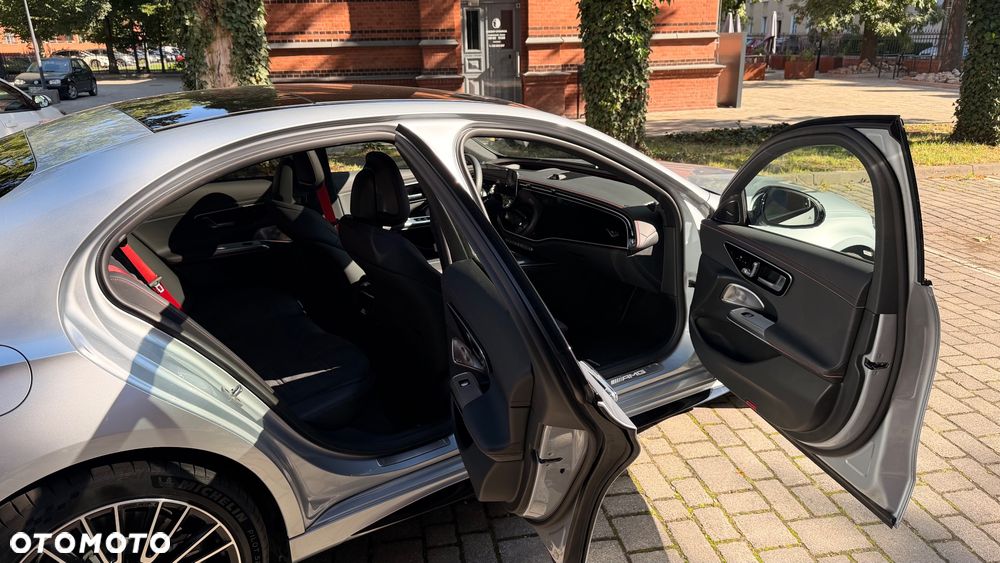 Mercedes-Benz Klasa E AMG 53 4Matic+ AMG SPEEDSHIFT TCT 9G - 8