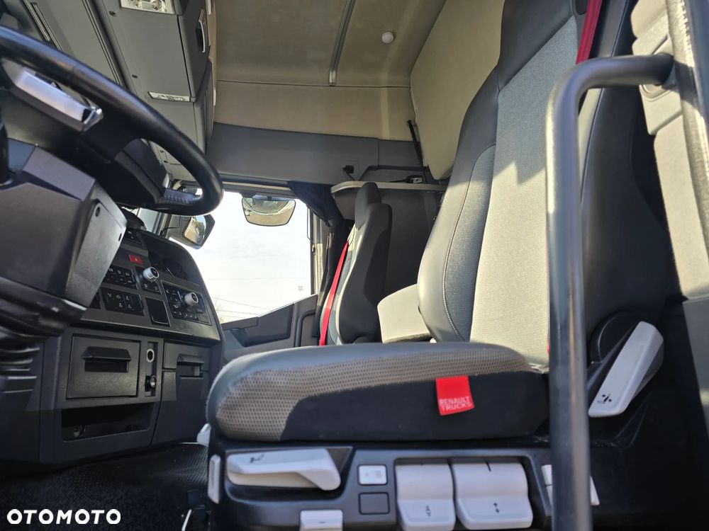 Renault T 460 - 17