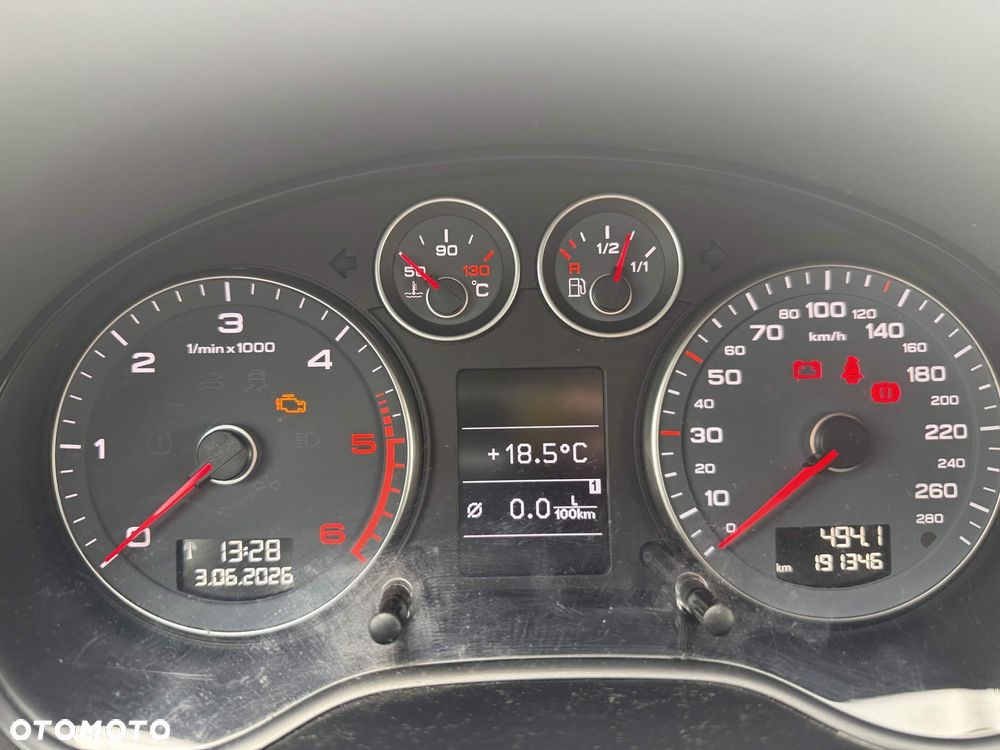 Audi A3 3-drzwiowe 1.6 TDI 99g DPF - 10