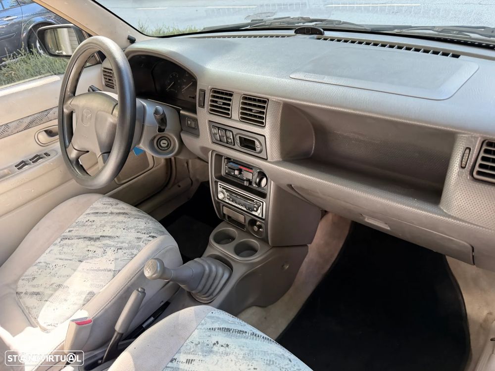 Mazda Demio 1.3 GLX+ - 16
