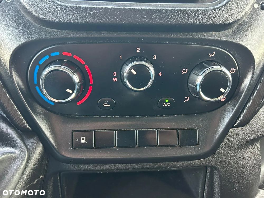 Iveco Daily 35C15 3.0 HPI Kontener 8 palet + winda 750kg **KLIMA**Sprowadzony**2015R** - 12