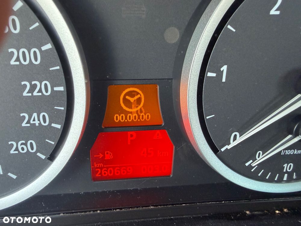 BMW Seria 5 525d - 6