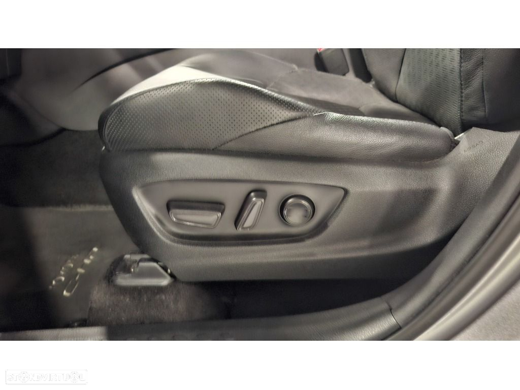Toyota C-HR 2.0 Hybrid Lounge - 14