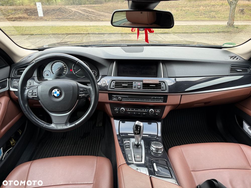 BMW Seria 5 520d xDrive Touring - 5