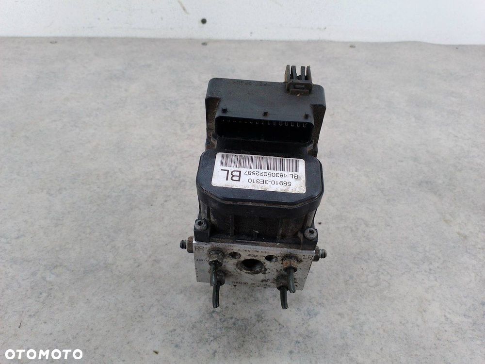 POMPA ABS KIA SORENTO I 58910-3E310 0265216928 0273004660  BOSCH 2.5 CRDI - 9
