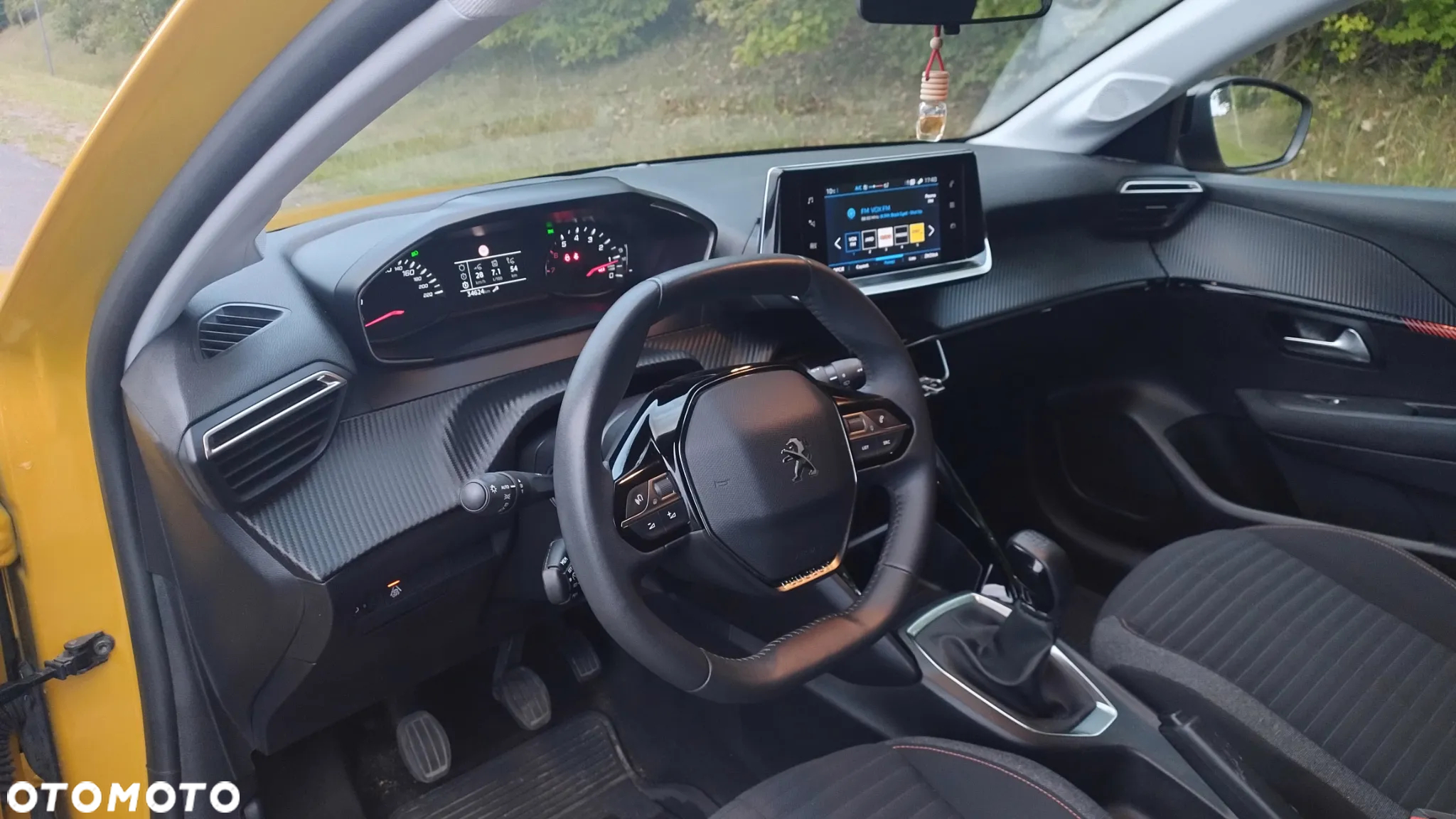 Peugeot 208 1.2 PureTech Allure S&S - 9