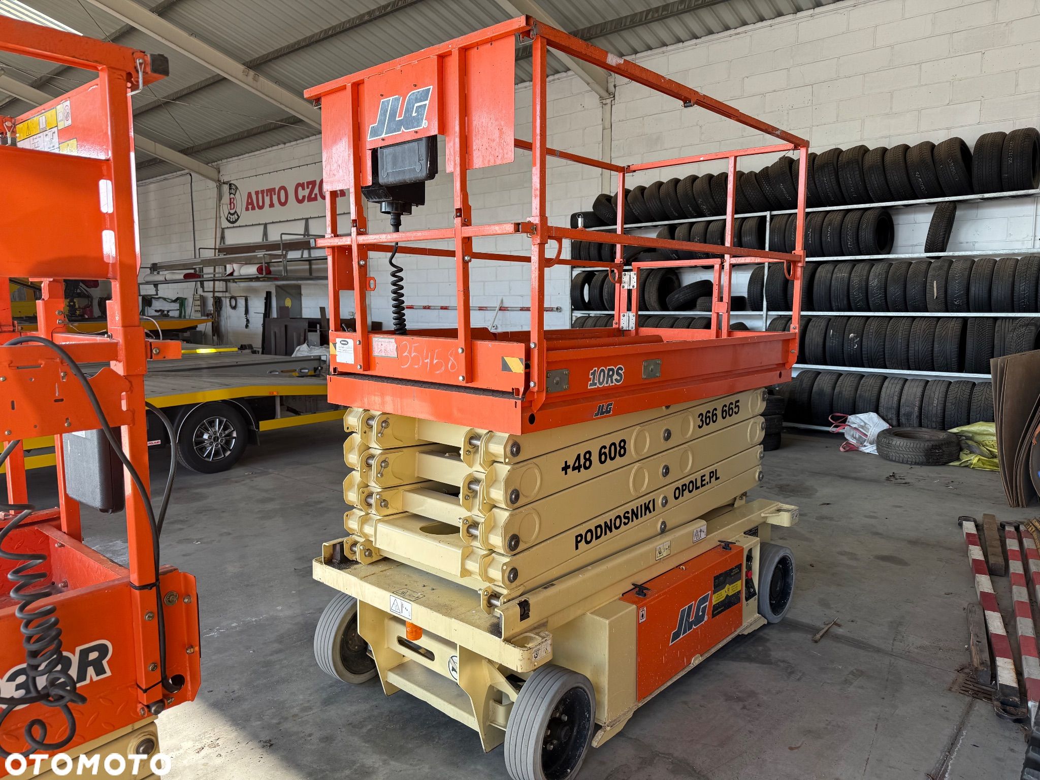 JLG 10 RS - 1