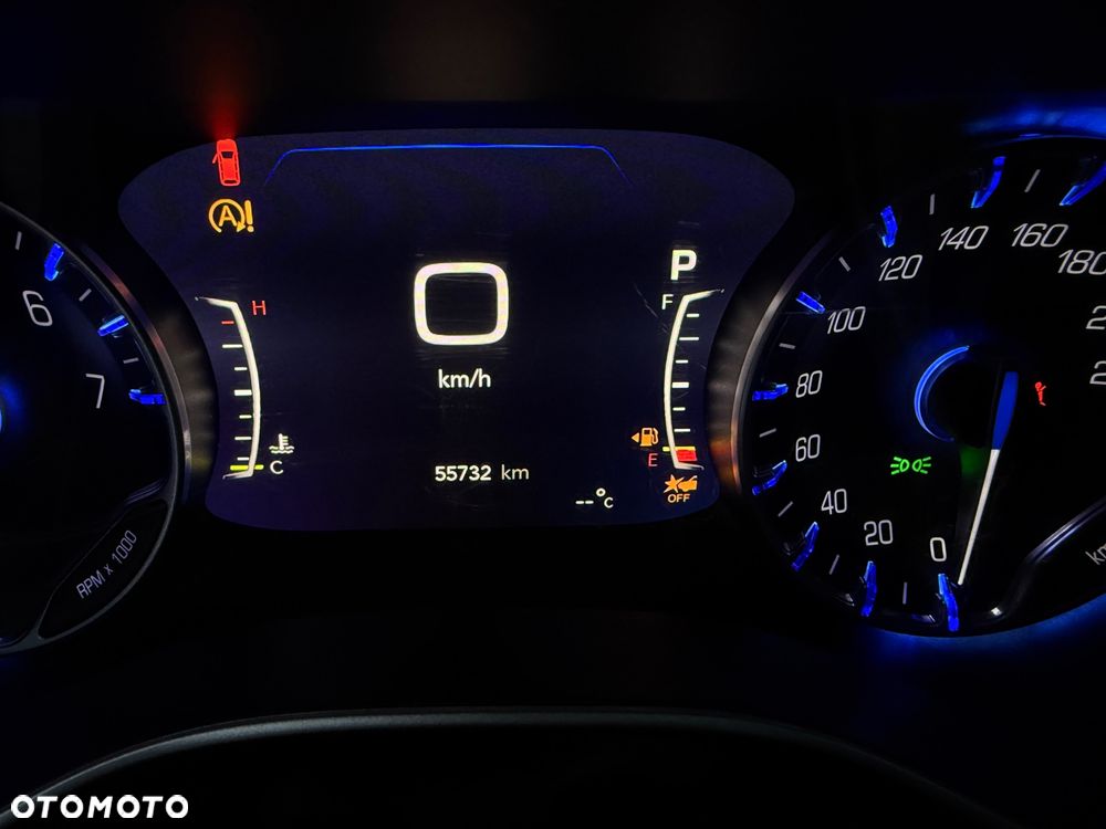 Chrysler Pacifica - 13