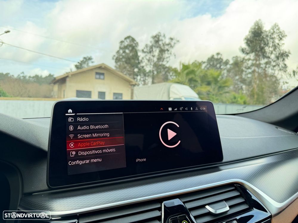 BMW 530 e Pack M - 23