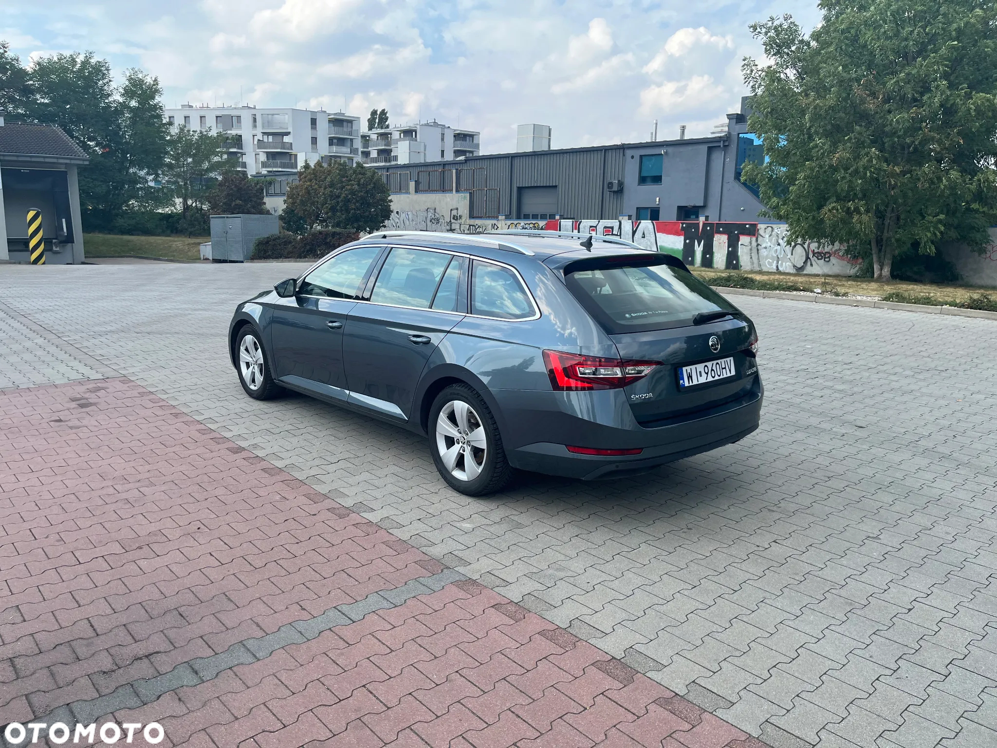 Skoda Superb - 2