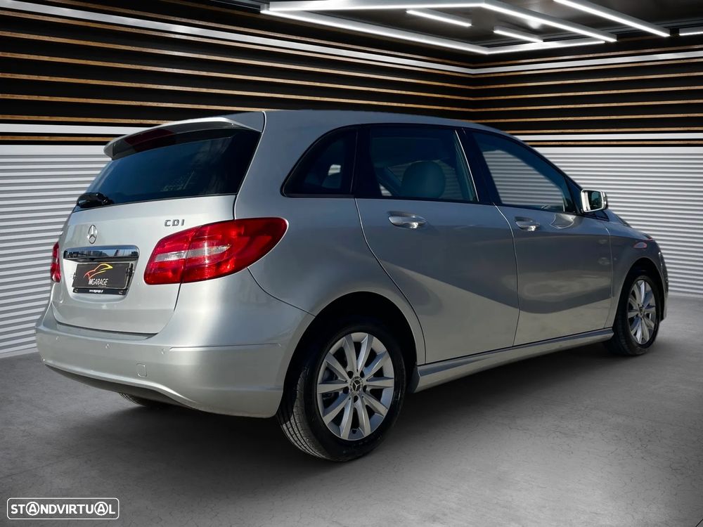 Mercedes-Benz B 180 CDI BE Fleet Pack Aut.112g - 12