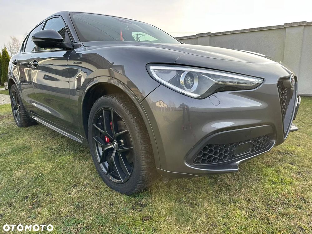 Alfa Romeo Stelvio 2.0 Turbo Veloce Q4 - 12