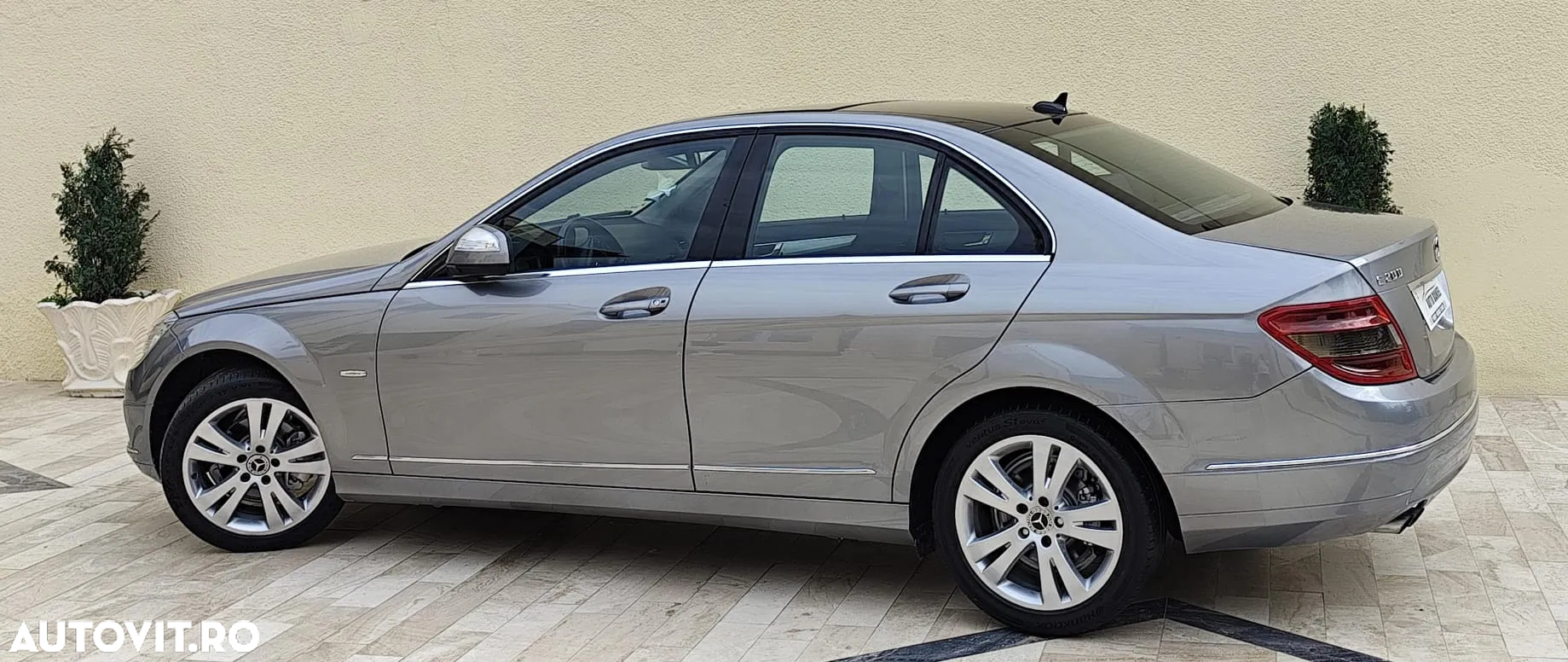Mercedes-Benz C - 4