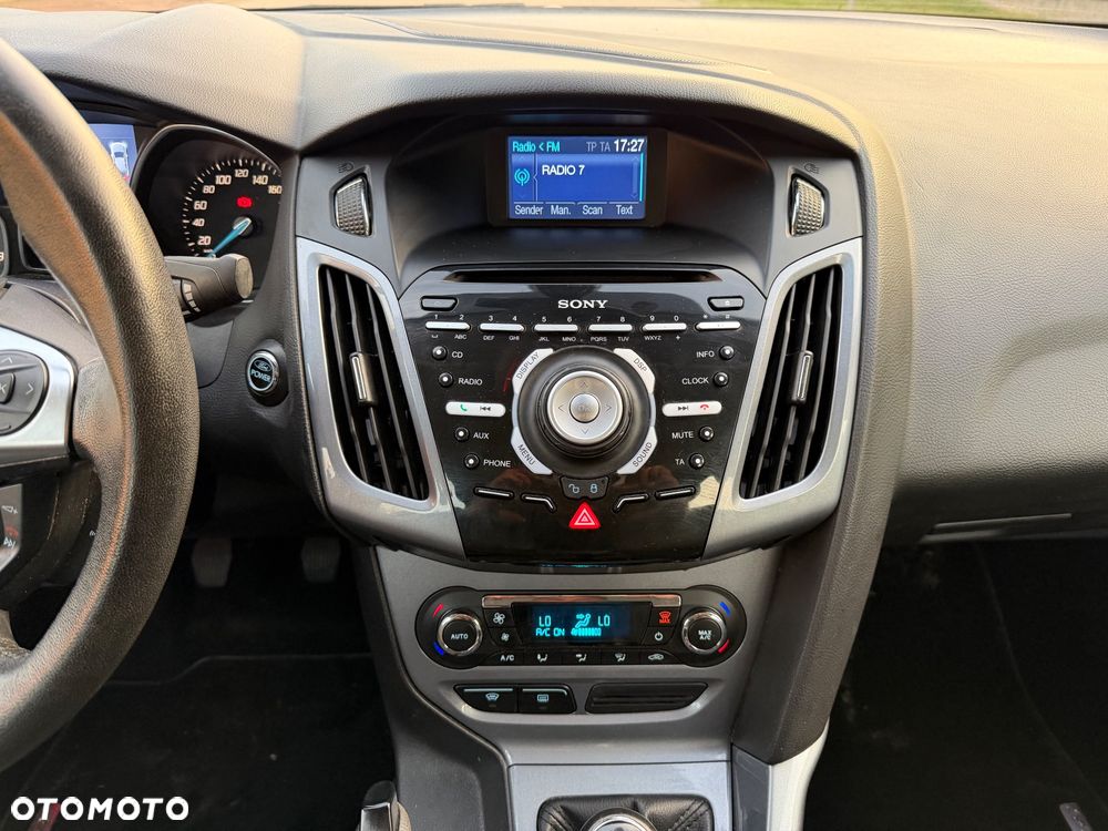 Ford Focus 1.6 Ti-VCT Titanium - 30