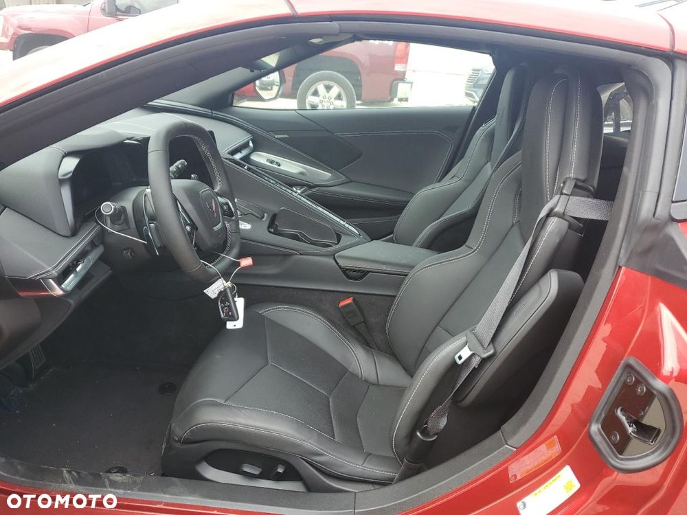 Chevrolet Corvette - 8