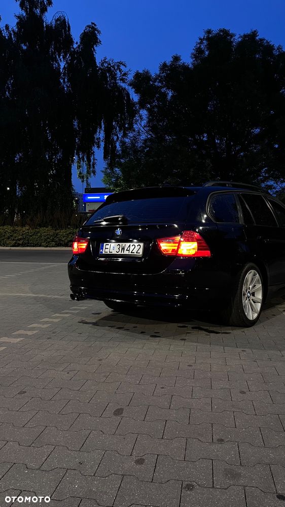 BMW Seria 3 318d - 5