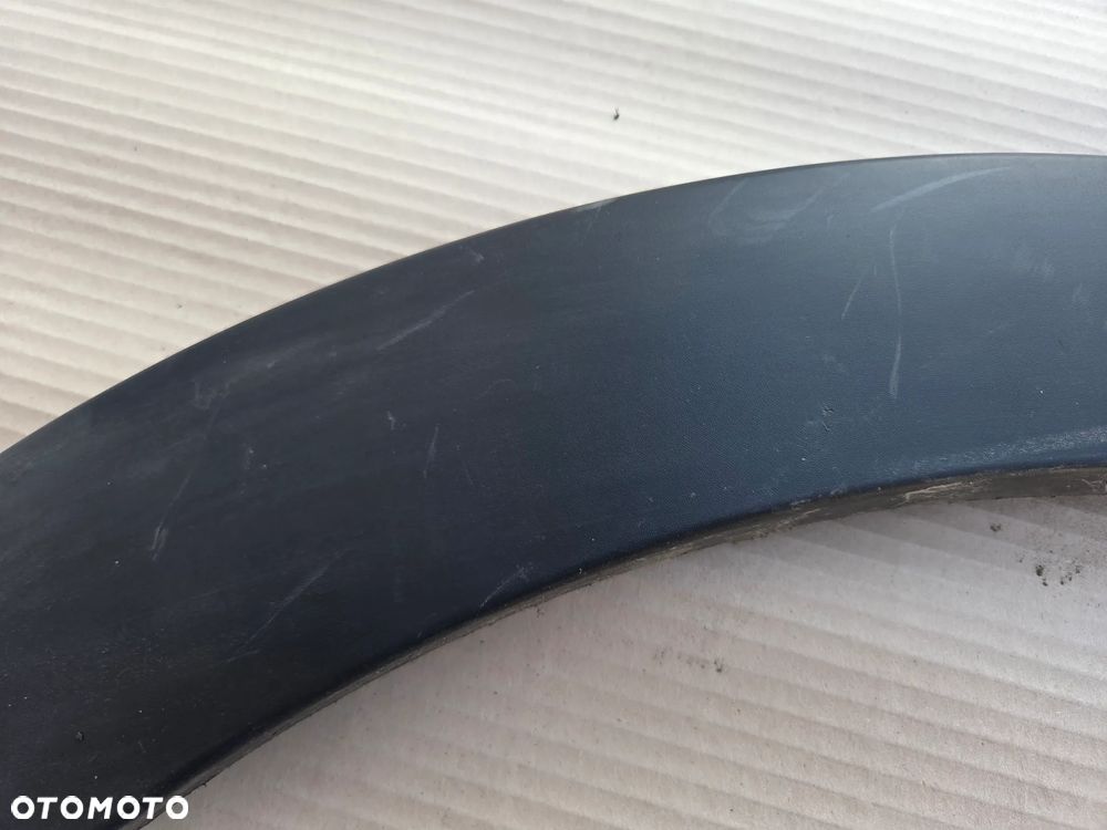 Listwa nakładka na błotnik prawy tył Citroen C3 III 9812088780 - 3