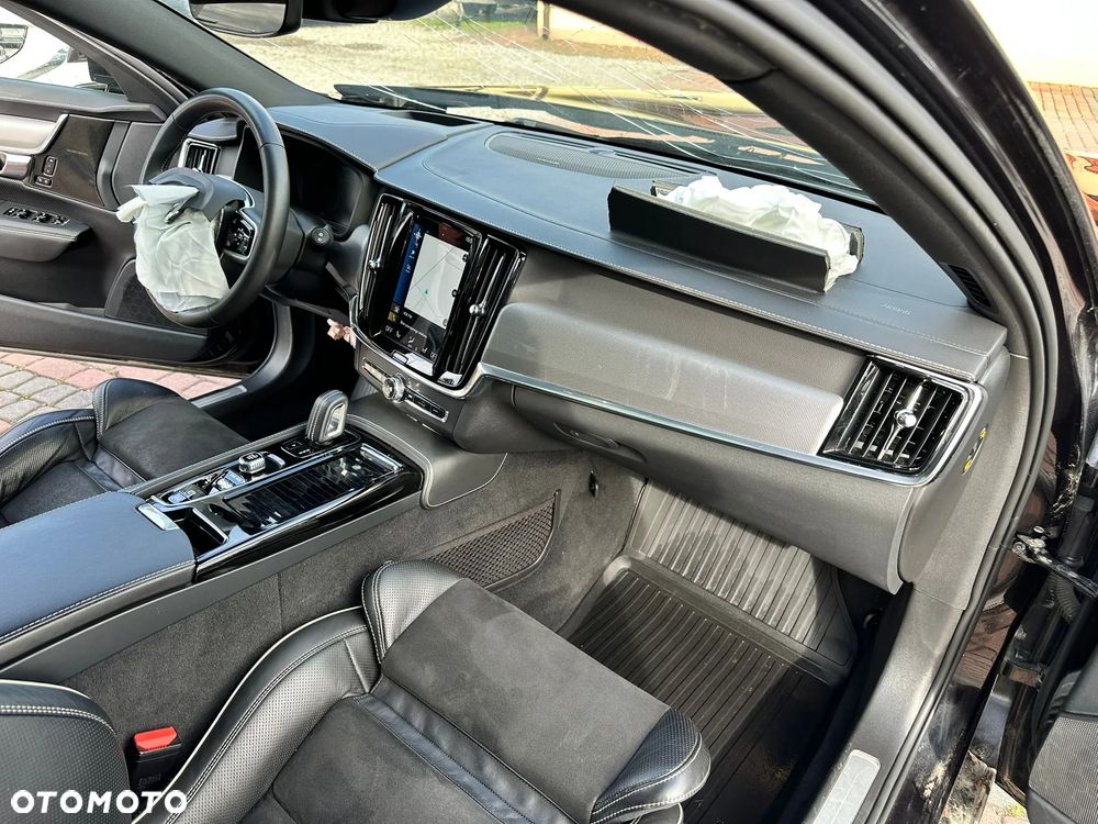 Volvo V90 T6 AWD Plug-In Hybrid Inscription Expression - 13