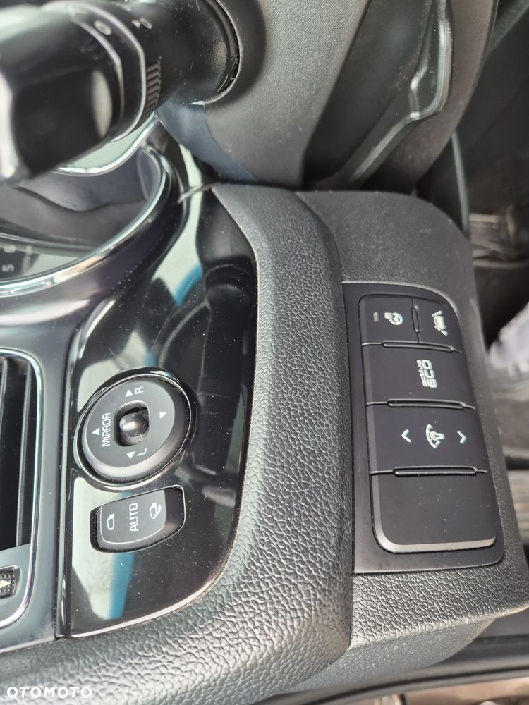 Kia Ceed 1.6 CRDi 128 Platinum Edition - 28
