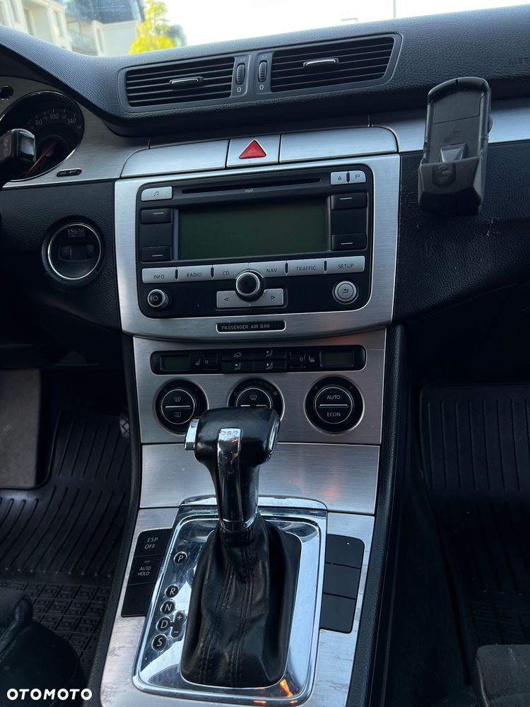 Volkswagen Passat 2.0 TDI DPF Highline DSG - 9