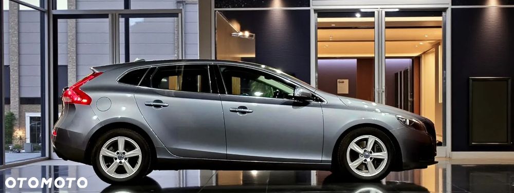 Volvo V40 D4 Summum - 26