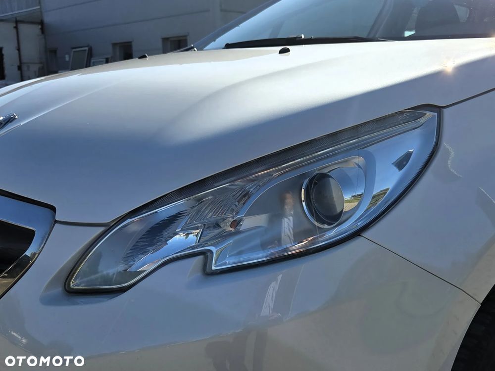 Peugeot 2008 1.2 Pure Tech Active EU6 - 9
