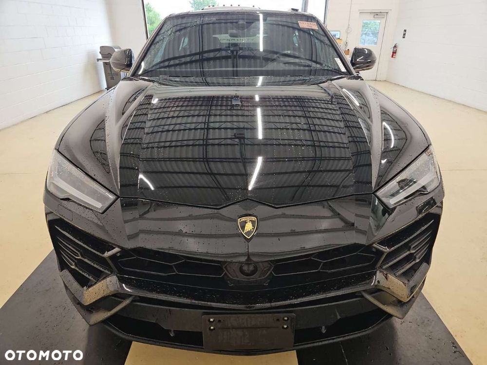 Lamborghini Urus - 7