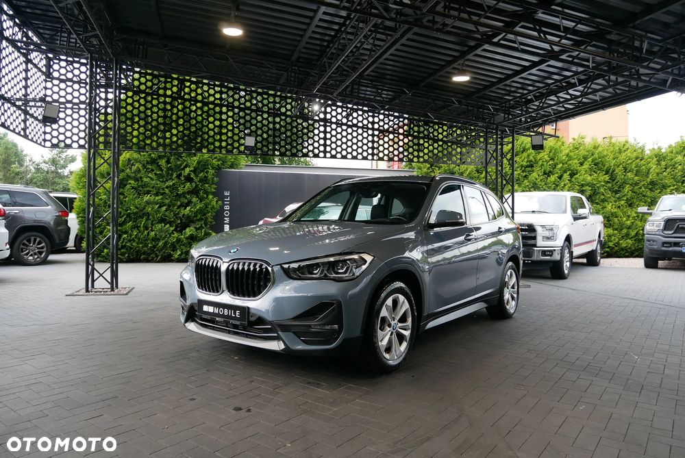 BMW X1 sDrive18i Business Edition - 1